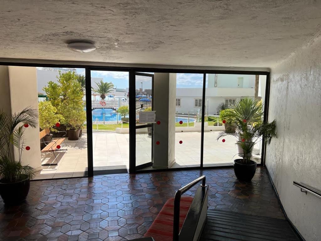 Cozy Apartment In The Center Of Costa Adeje On The 1St Coastline Eksteriør billede