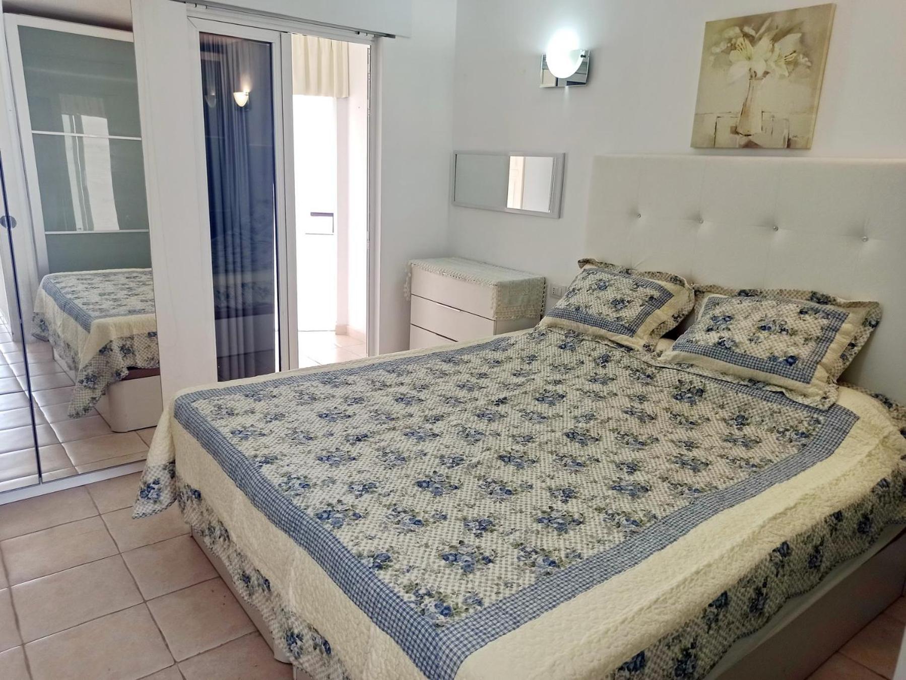 Cozy Apartment In The Center Of Costa Adeje On The 1St Coastline Eksteriør billede