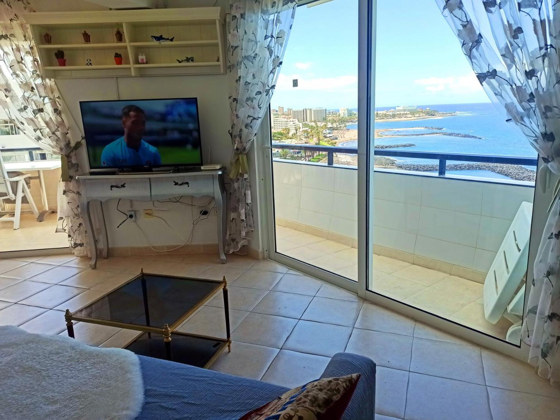 Cozy Apartment In The Center Of Costa Adeje On The 1St Coastline Eksteriør billede